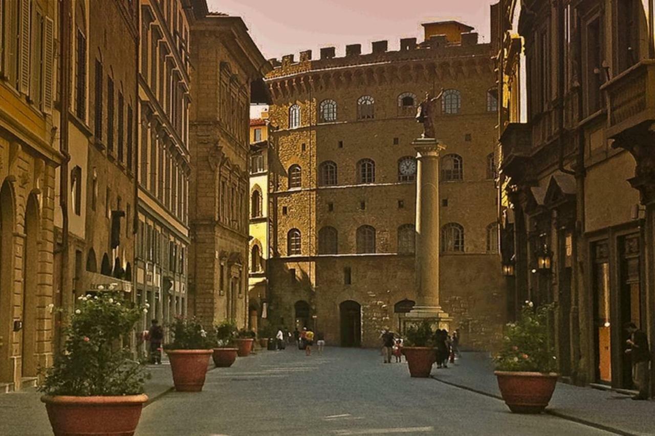 Ponte Vecchio & Maggio Jewel Loft Apartment ฟลอเรนซ์ ภายนอก รูปภาพ