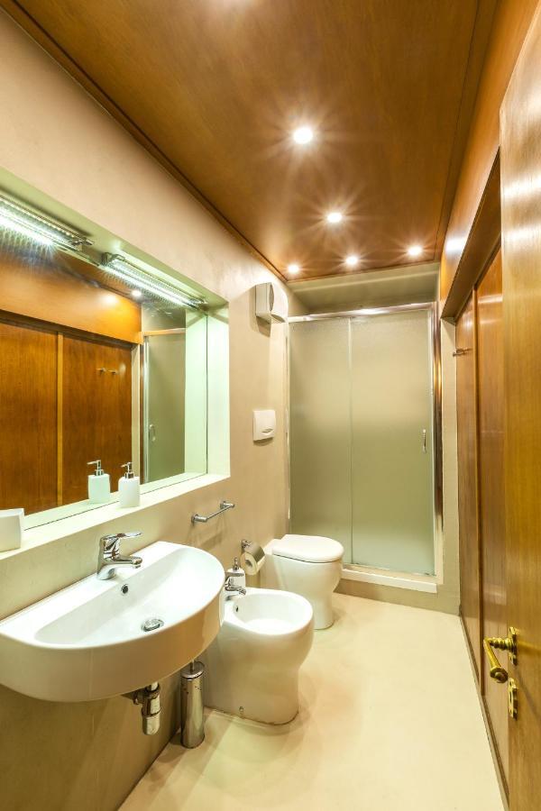 Ponte Vecchio & Maggio Jewel Loft Apartment ฟลอเรนซ์ ภายนอก รูปภาพ